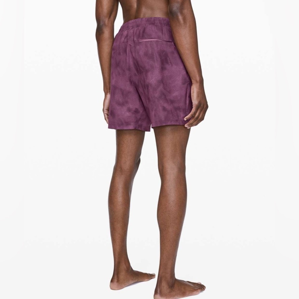 Lululemon Channel Cross Swim Short *7"
Shadow Mesh Vintage Plum Multi Size S - Picture 2 of 14